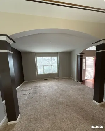 $630,000 | 5650 Brentwood Drive, Hoffman Estates, IL 60192