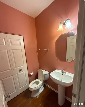 $630,000 | 5650 Brentwood Drive, Hoffman Estates, IL 60192