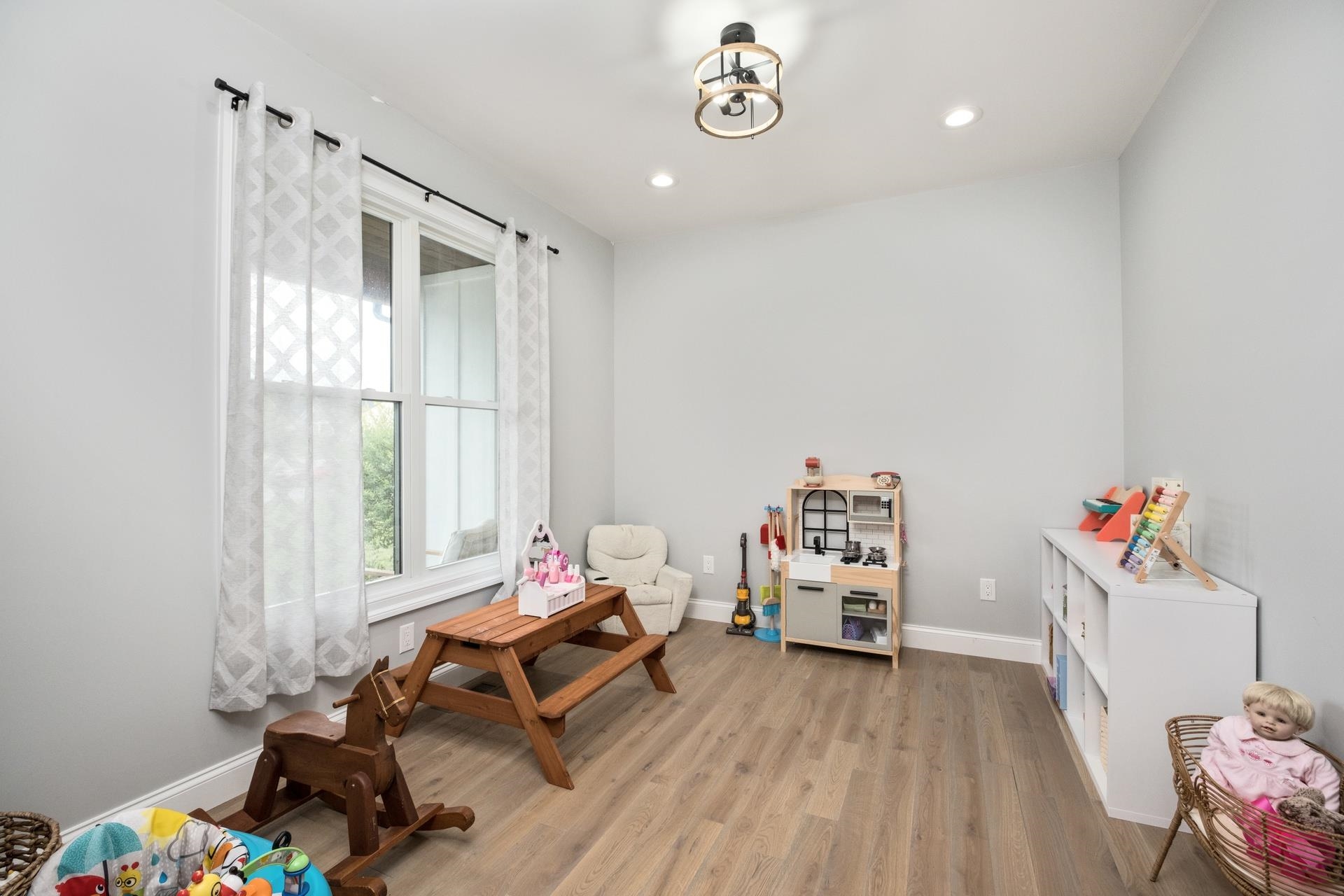 303 Bartley Street Dayton, VA 22821 - Photo 19 of 47 a living room with furniture and a window
