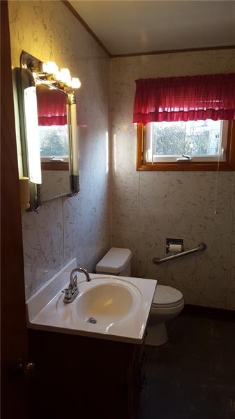 2644 Mercer West Middlesex Road West Middlesex, PA 16159 - Photo 6 of 10 Gallery Image 6