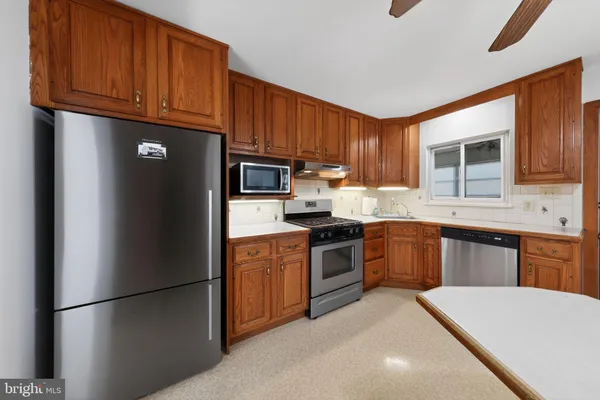 $425,000 | 214 Bluefield Road, Newark, DE 19713