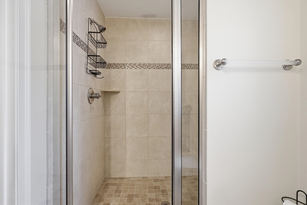 2 B Gates Lane, Unit B Wakefield, MA 01880 - Photo 19 of 42 a bathroom with a shower
