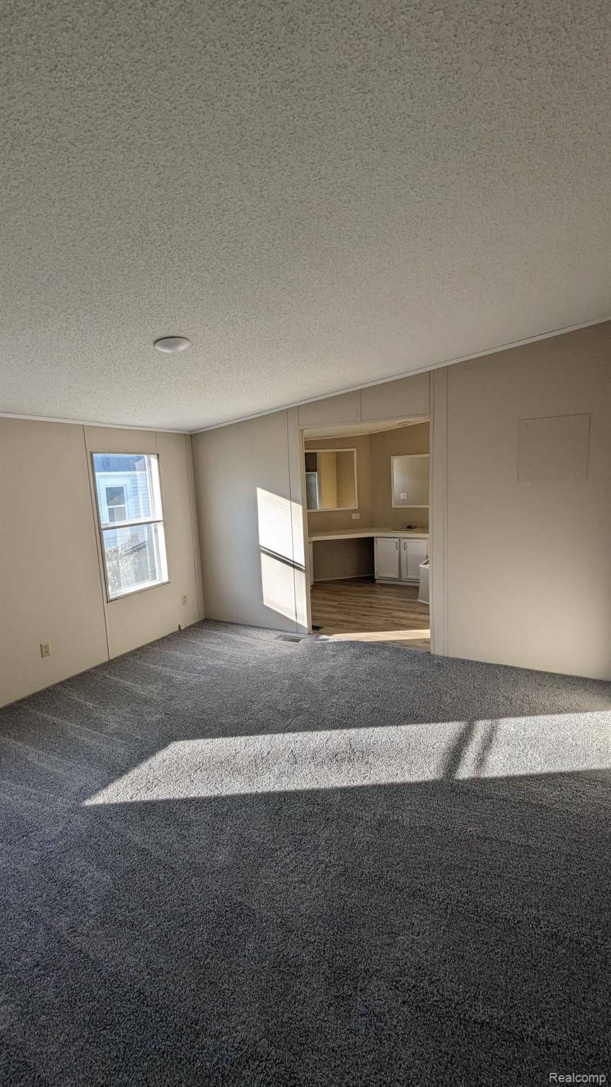 6227 Kenbrook Road Lansing, MI 48911 - Photo 7 of 24 PRIMARY BEDROOM