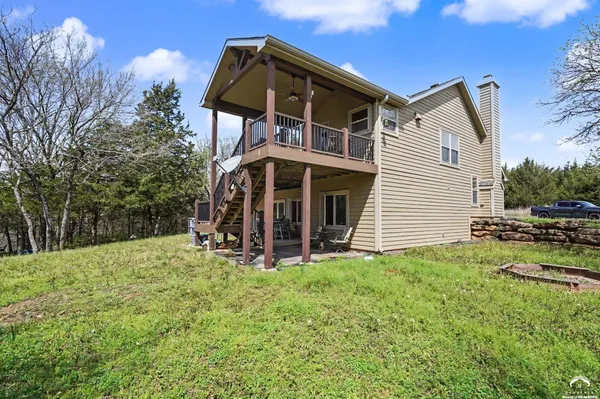 $639,000 | 881 North 1928th Road, Lecompton, KS 66050