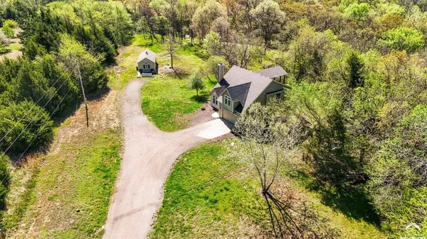 $639,000 | 881 North 1928th Road, Lecompton, KS 66050