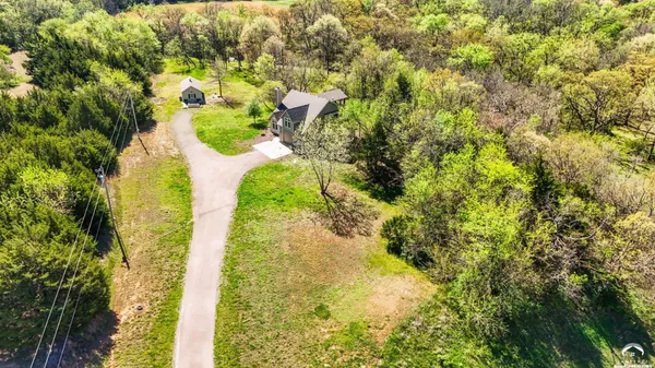 $639,000 | 881 North 1928th Road, Lecompton, KS 66050