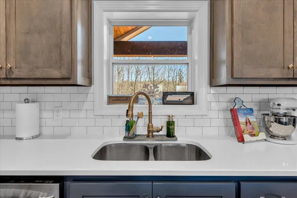$694,500 | 636 Raulston Falls Drive, Unit JH132, Jasper, TN 37347