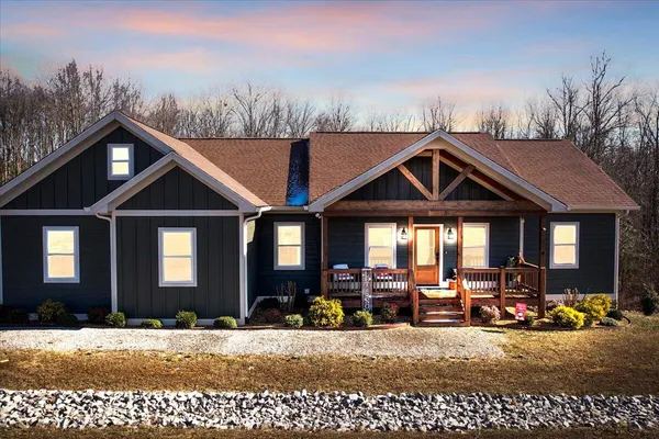 $694,500 | 636 Raulston Falls Drive, Unit JH132, Jasper, TN 37347