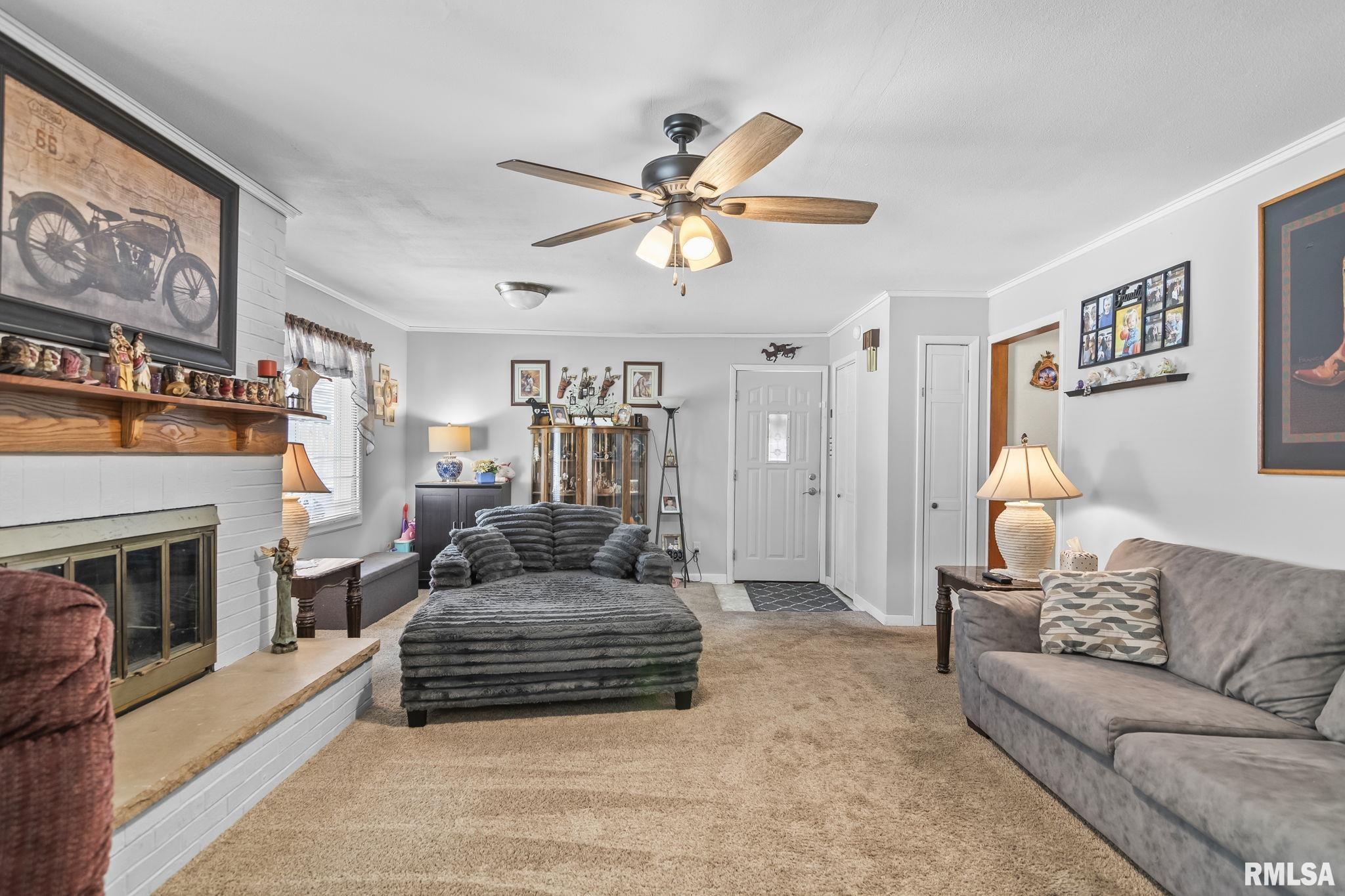 3061 Louise Lane Springfield, IL 62702 - Photo 11 of 36