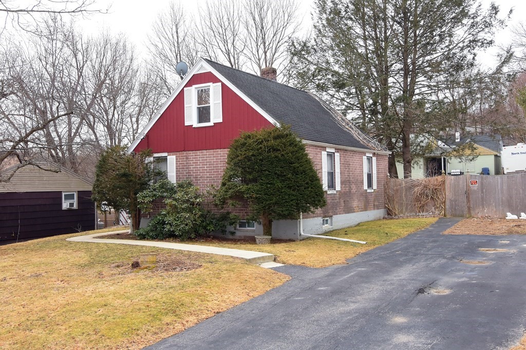 13 Conger Road Worcester, MA 01602 - Photo 1 of 39 Gallery Image 1