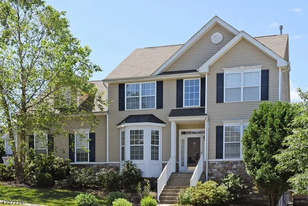 $665,000 | 31 Winding Hill Drive, Hackettstown, NJ 07840