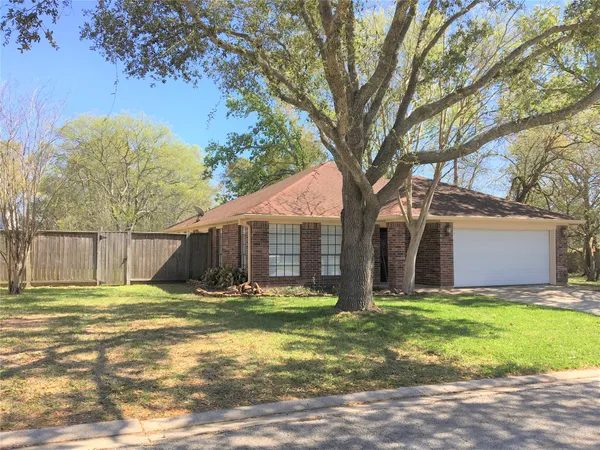 $1,845 | 12944 Orion Court East, Willis, TX 77318