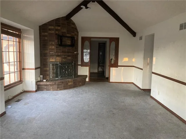 $300,000 | 11907 West 49th Place, Shawnee, KS 66216