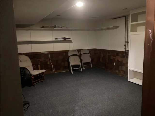 $300,000 | 11907 West 49th Place, Shawnee, KS 66216