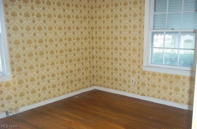 1126 Sunset Road Cleveland, OH 44124 - Photo 6 of 17