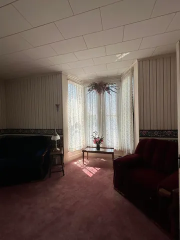 $295,000 | 24 Old Rte One, Waldoboro, ME 04572