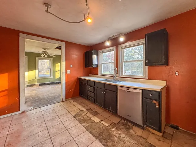 $375,000 | 53 Miller Street, Middleboro, MA 02346