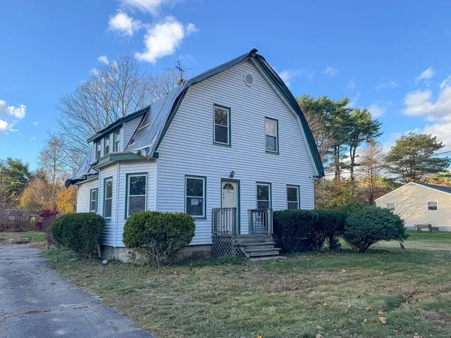 $375,000 | 53 Miller Street, Middleboro, MA 02346
