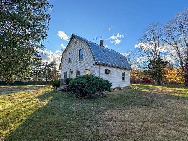 $375,000 | 53 Miller Street, Middleboro, MA 02346