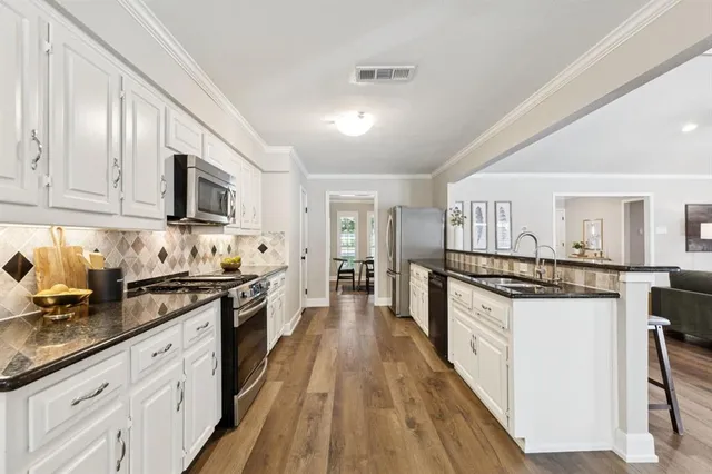 $890,000 | 14420 Overview Drive, Dallas, TX 75254