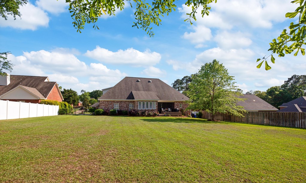 3641 Oak Ridge Lane Dothan, AL 36303 - Photo 38 of 40 Backyard