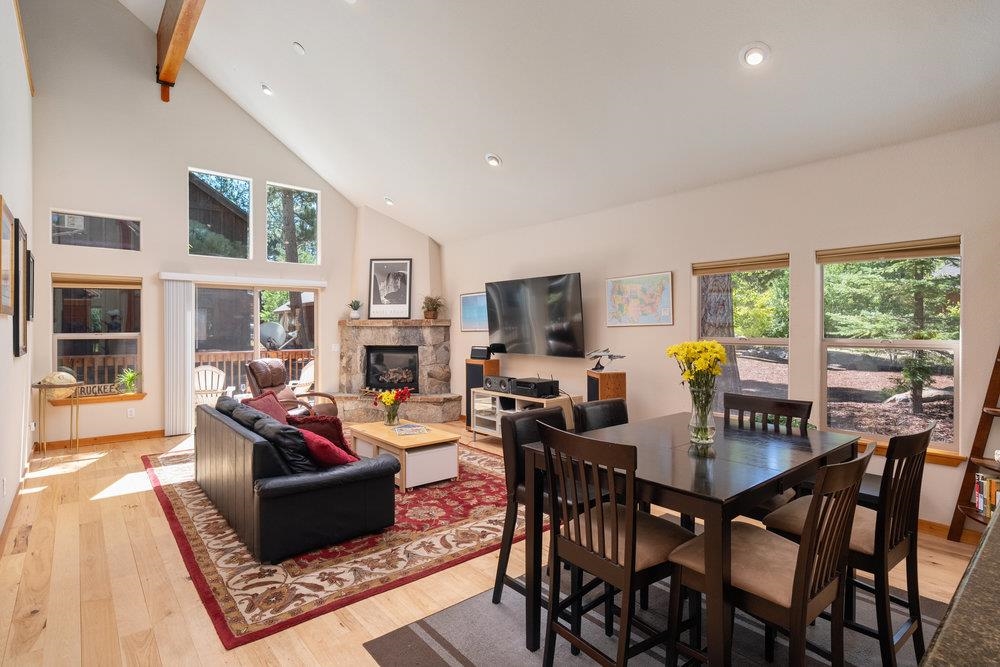 10143 Colton Creek Road Truckee, CA 96161 - Photo 3 of 26 Gallery Image 3