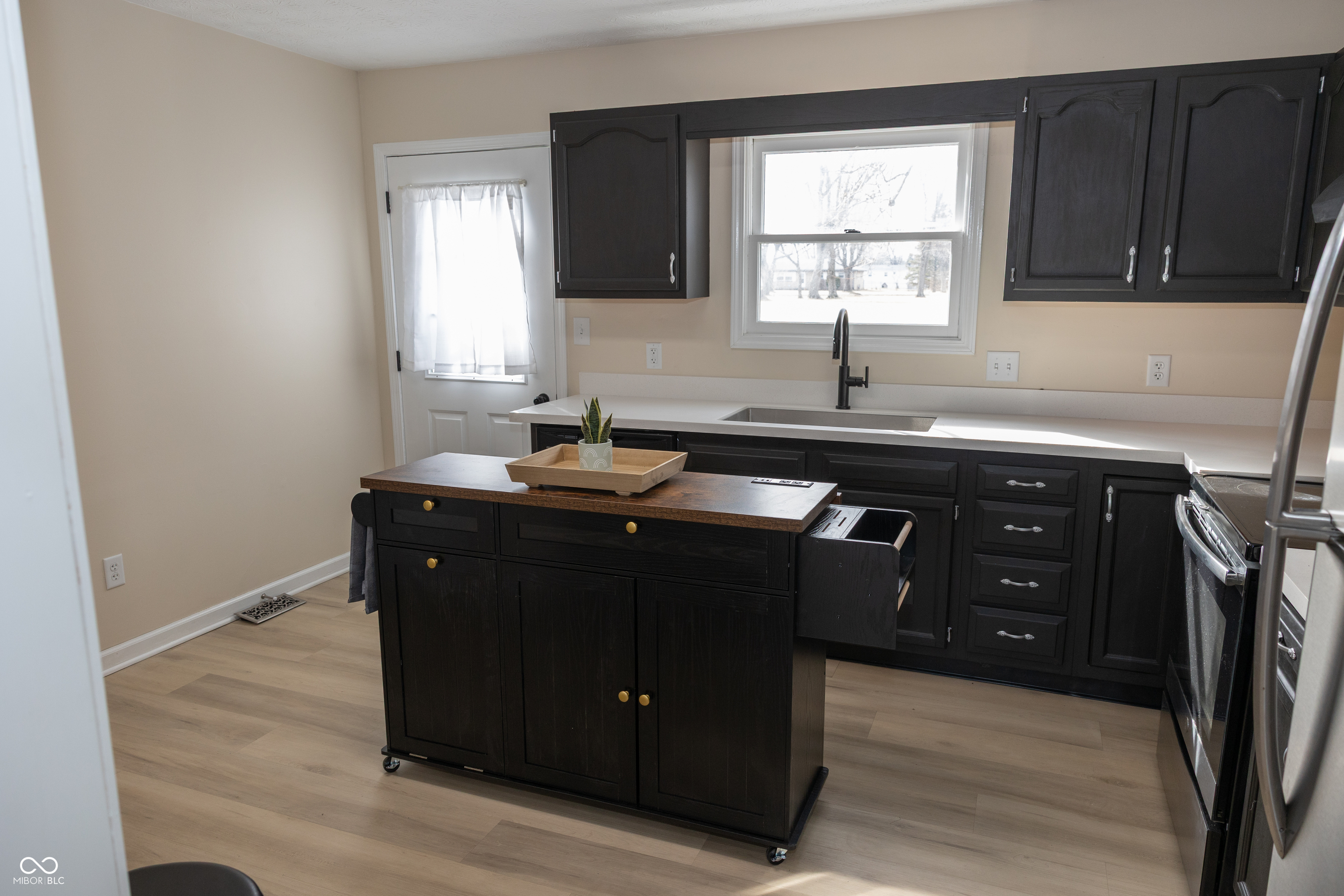 7237 Buddy Lane Camby, IN 46113 - Photo 9 of 38