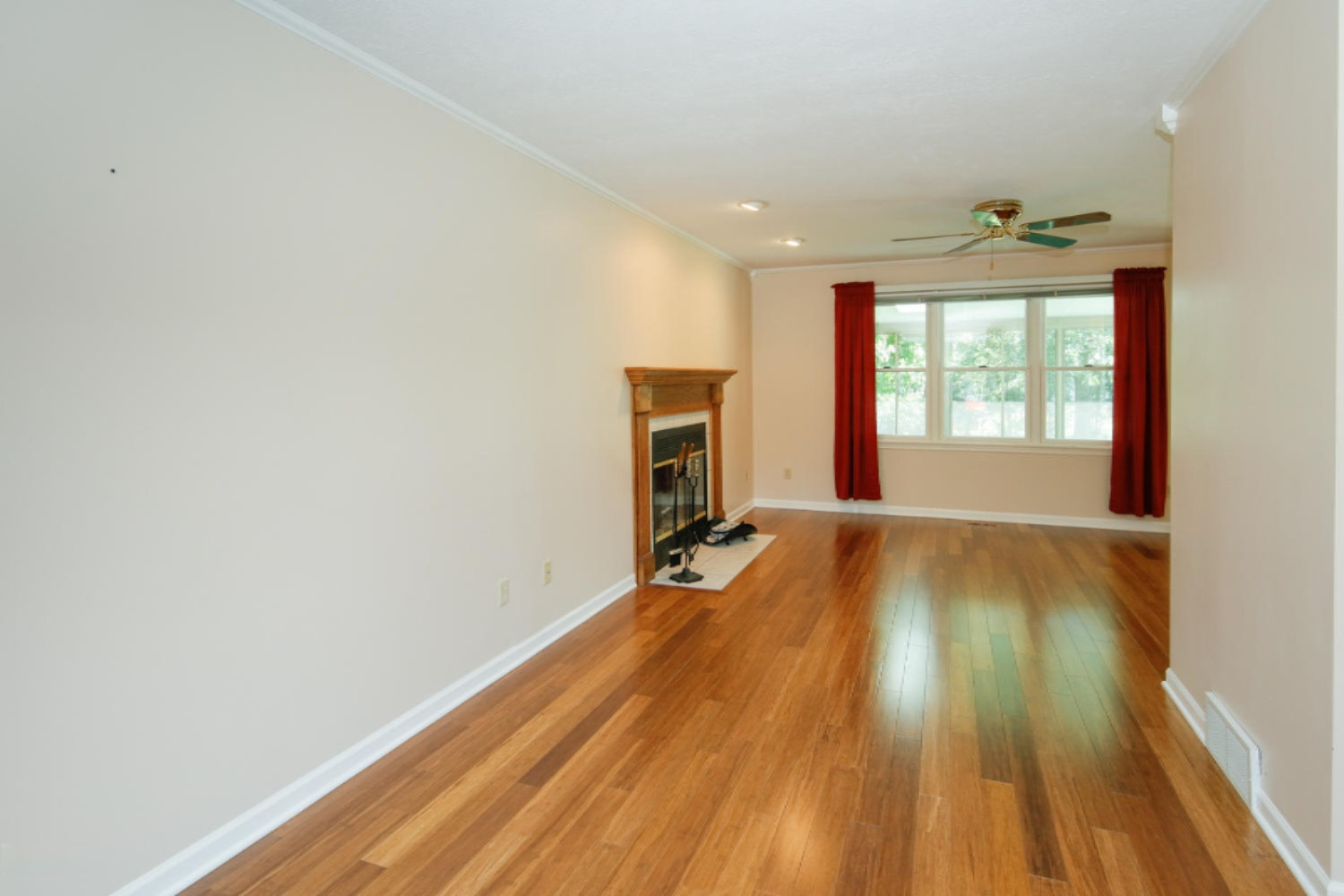 814 Stafford Road Kalamazoo, MI 49006 - Photo 6 of 30 814 Stafford Rd-106