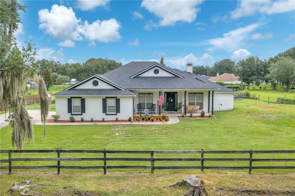 4516 Hawkins Road Plant City, FL 33567 - Photo 1 of 41 Gallery Image 1