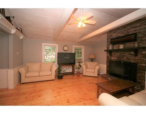 9 Colrain Road Topsfield, MA 01983 - Photo 15 of 41 Gallery Image 15