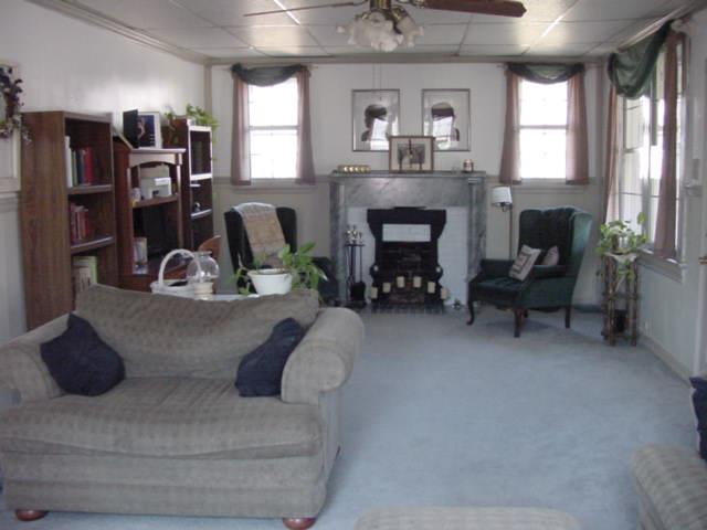3518 Buck Mountain Road Roanoke, VA 24018 - Photo 18 of 22 living room 1