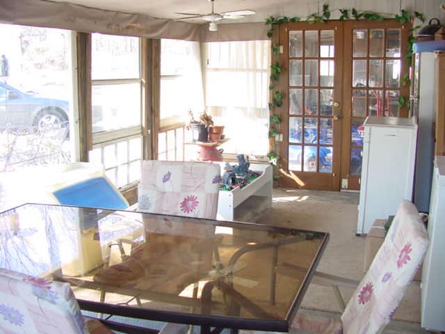 3518 Buck Mountain Road Roanoke, VA 24018 - Photo 22 of 22 sunroom
