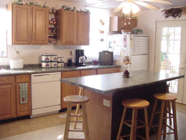 3518 Buck Mountain Road Roanoke, VA 24018 - Photo 9 of 22 kitchen 3