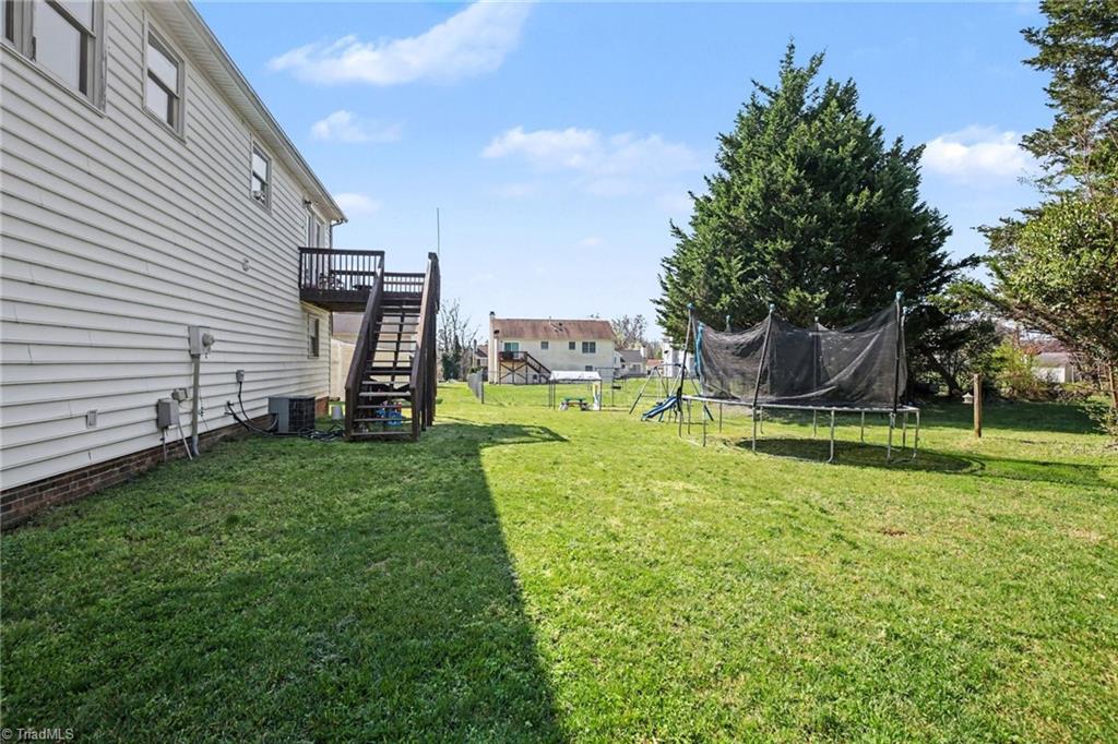 3904 Riverdale Road Greensboro, NC 27406 - Photo 24 of 25 Back yard