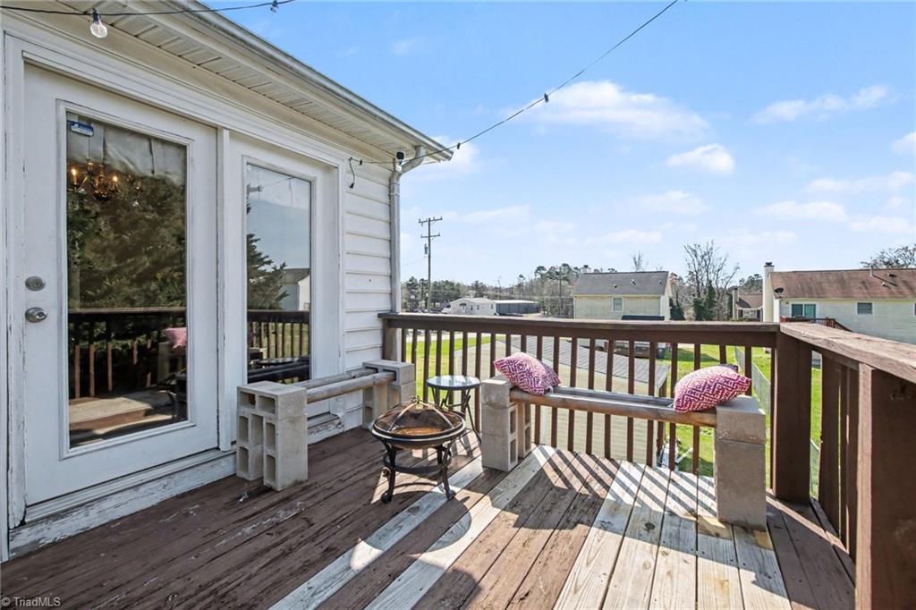 3904 Riverdale Road Greensboro, NC 27406 - Photo 25 of 25 Deck