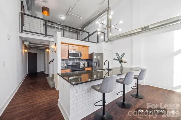 $2,200 | 715 North Graham Street, Unit 204, Charlotte, NC 28202