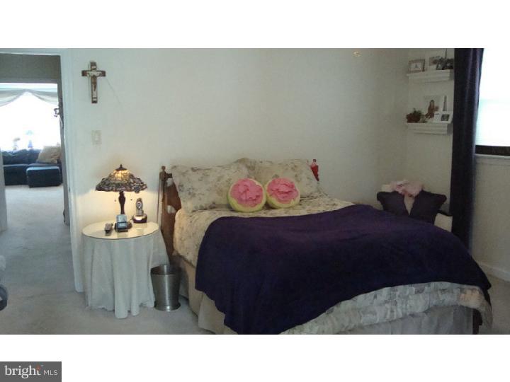 958 Rocklynn Road Springfield, PA 19064 - Photo 11 of 25 Gallery Image 11