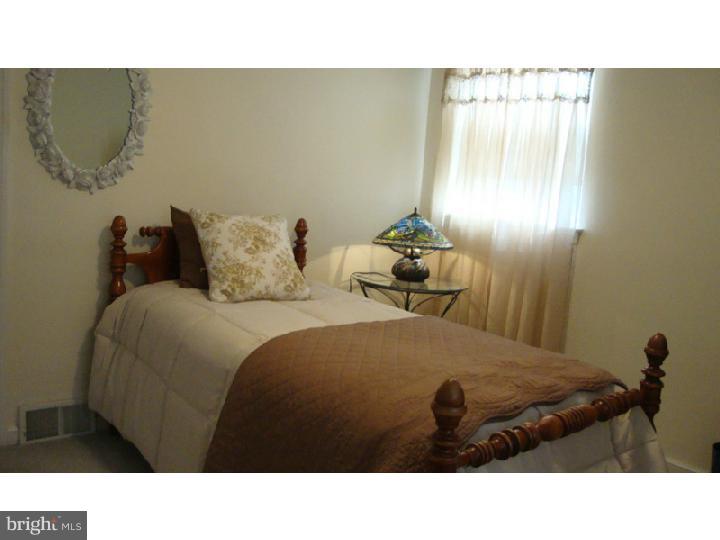 958 Rocklynn Road Springfield, PA 19064 - Photo 17 of 25 Gallery Image 17