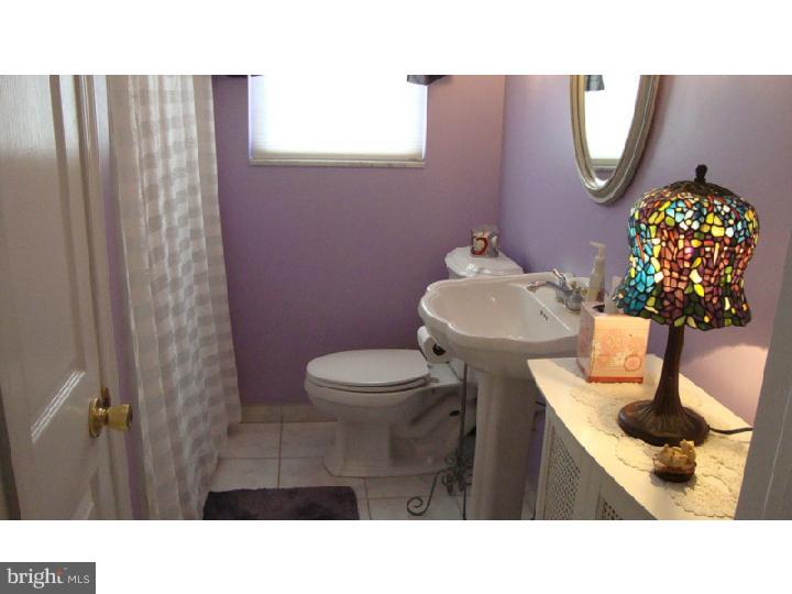 958 Rocklynn Road Springfield, PA 19064 - Photo 19 of 25 Gallery Image 19