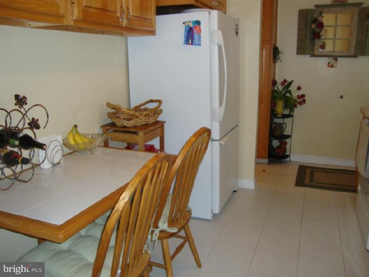 958 Rocklynn Road Springfield, PA 19064 - Photo 9 of 25 Gallery Image 9