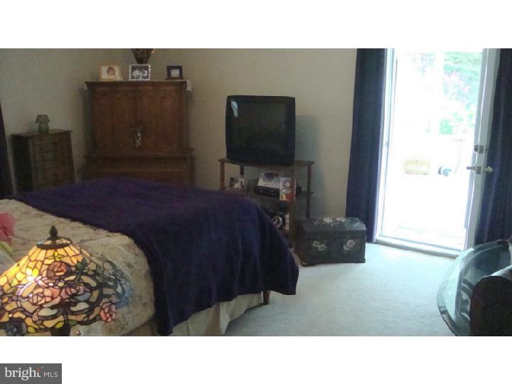 958 Rocklynn Road Springfield, PA 19064 - Photo 10 of 25 Gallery Image 10