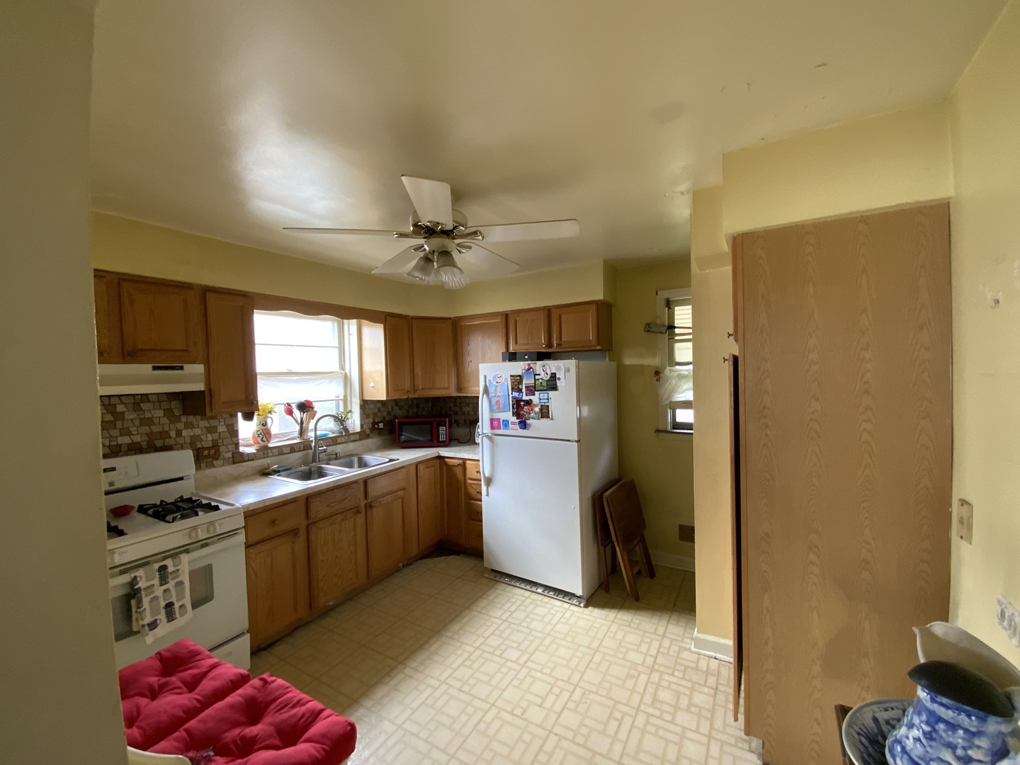 4638 Butterfield Road Hillside, IL 60162 - Photo 8 of 27 Gallery Image 8