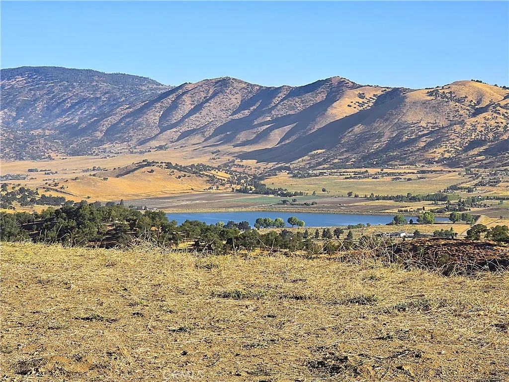 0 Zurich Tehachapi, CA 93561 - Photo 19 of 51 This is actually the view from the downstairs bedroom/studio. Who wouldn't want to come home to that??