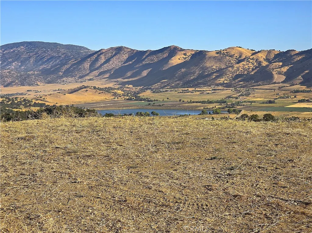 0 Zurich Tehachapi, CA 93561 - Photo 32 of 51 All buildable space!!