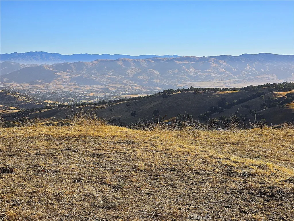 0 Zurich Tehachapi, CA 93561 - Photo 34 of 51 Outside the current 55' building pad, the lot tapers down to the right...current design has 2 additional parking spots beyond 3+ car garage and RV parking. Otherwise, all buildable space.