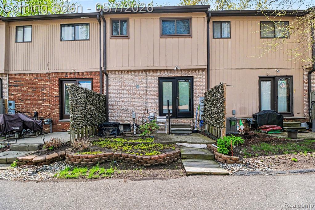 3120 Summers Road Keego Harbor, MI 48320 - Photo 15 of 16