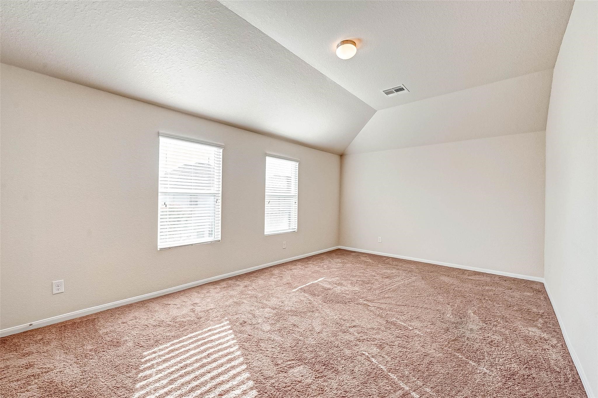 3322 Coopers Ridge Way Houston, TX 77084 - Photo 24 of 41 Versatile upstairs space perfect for a game room, office, or media area.
