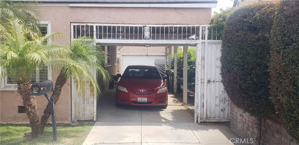 420 South Pearl Avenue Compton, CA 90221 - Photo 15 of 15 a view of front door with porch