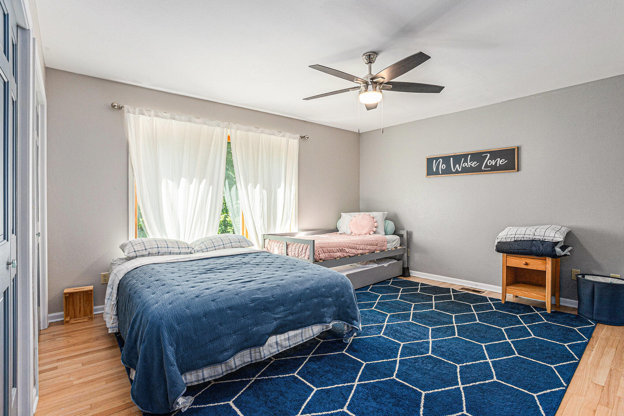 11441 Middle Road Three Rivers, MI 49093 - Photo 12 of 29 11-secondary bedroom
