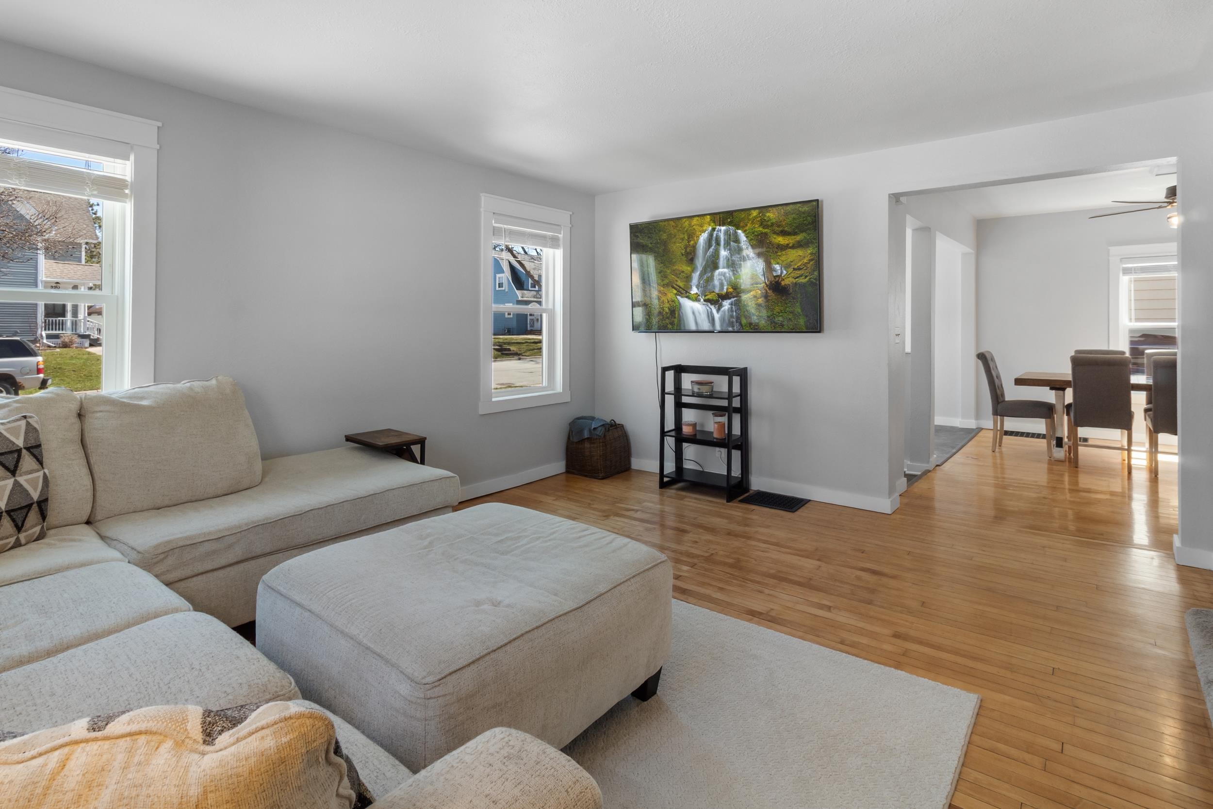 321 Clarence Street Fort Atkinson, WI 53538 - Photo 5 of 39